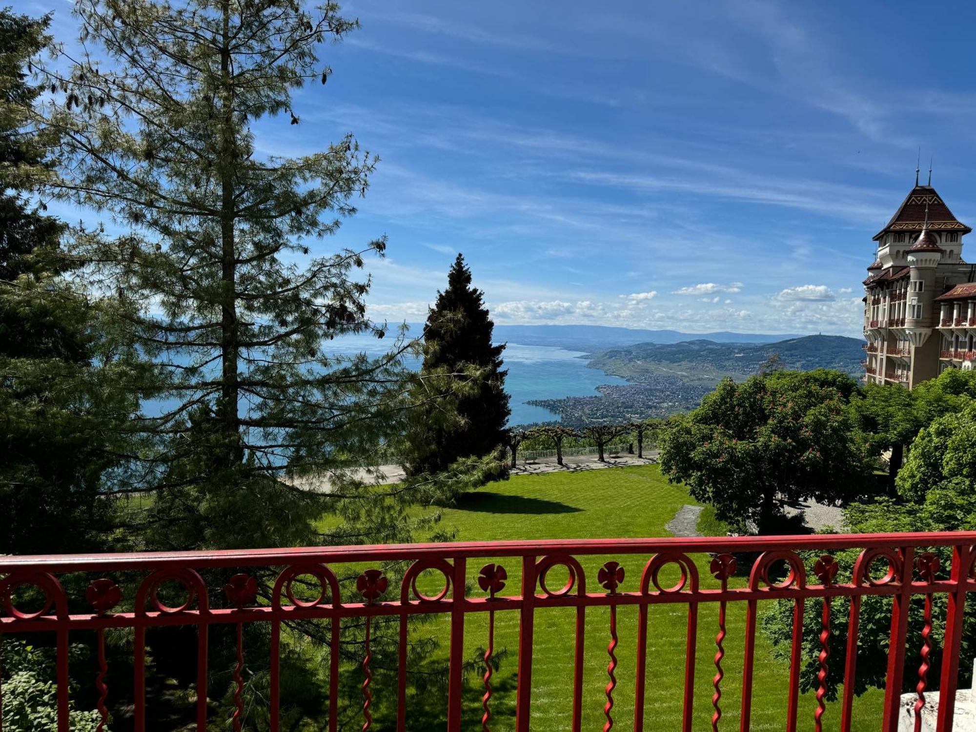 Buffet De La Gare Hotel Montreux Luaran gambar